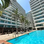 Playa Boquilla -Condo Hotel Sonnesta Cartagena- Vista hermosa a la Ciénaga piso Alto