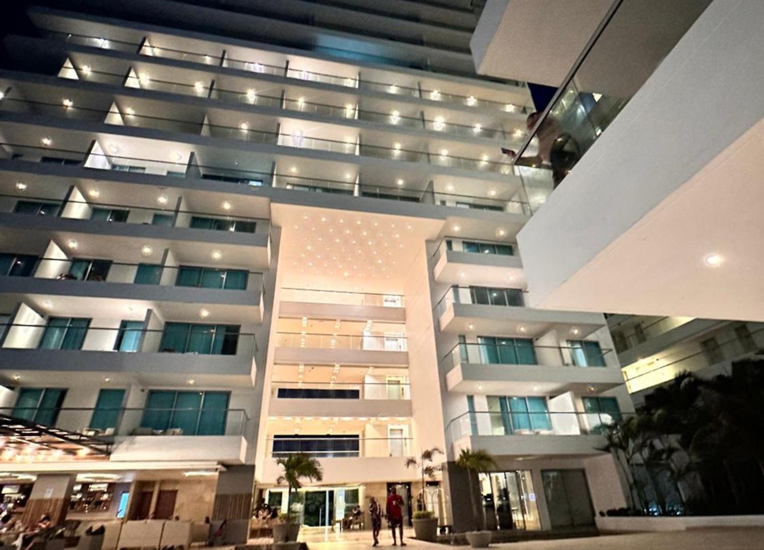 Apto En Con Salida Al Mar, Playa Boquilla, Morros, Cerca Américas, Hollyday Inn, Radisson Apartamento
