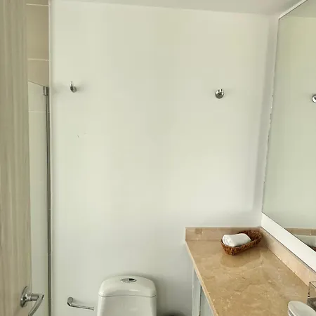 Apto En Con Salida Al Mar, Playa Boquilla, Morros, Cerca Américas, Hollyday Inn, Radisson *