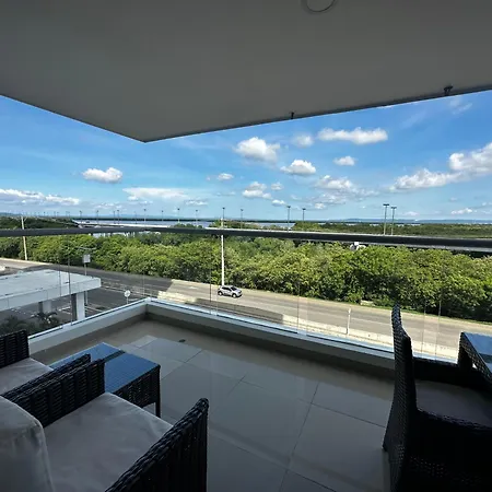Apto En Con Salida Al Mar, Playa Boquilla, Morros, Cerca Américas, Hollyday Inn, Radisson Apartamento *