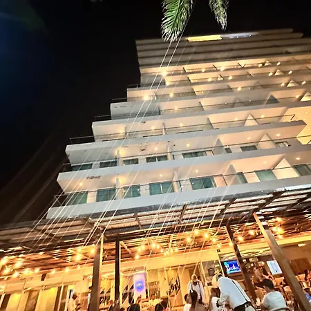 Apartamento Apto En Con Salida Al Mar, Playa Boquilla, Morros, Cerca Américas, Hollyday Inn, Radisson *